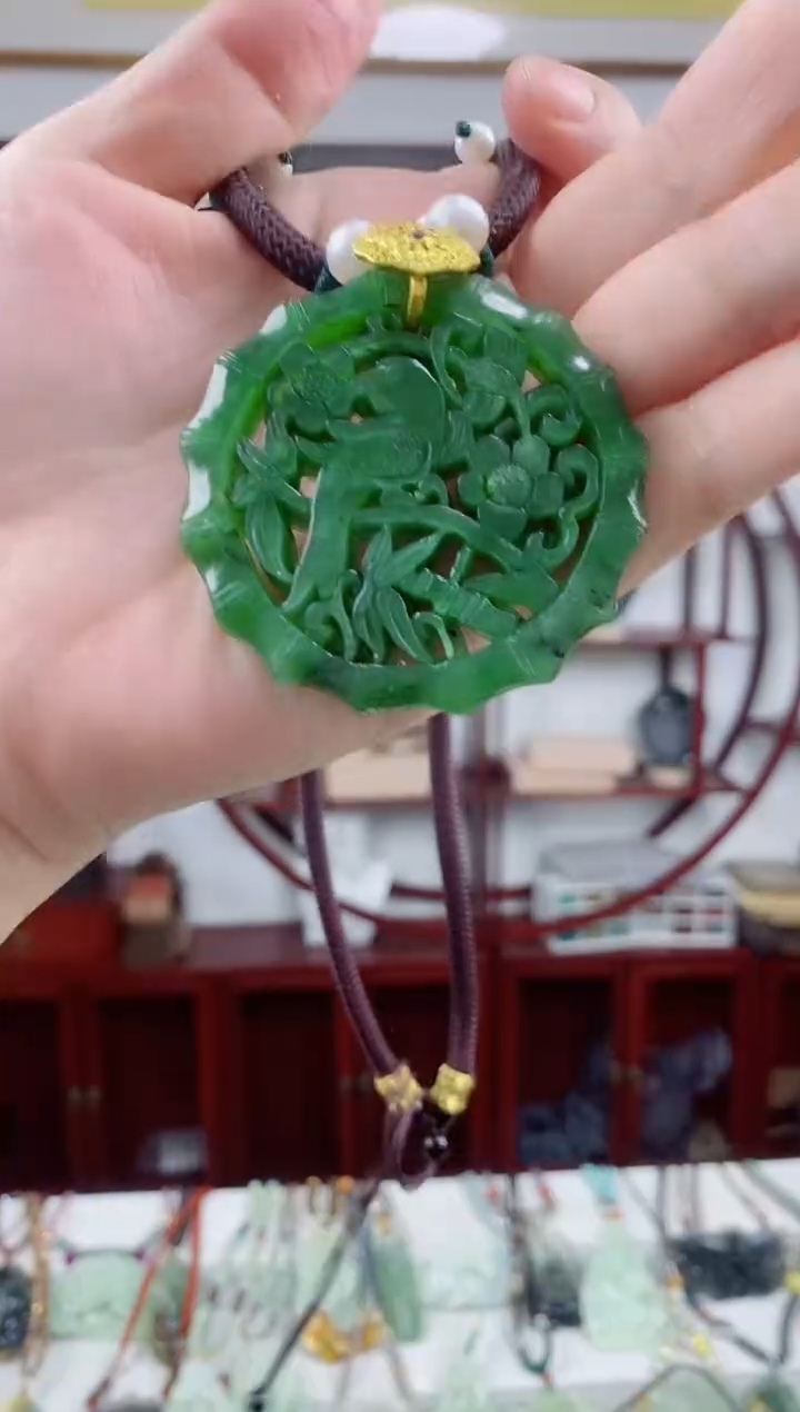 颈饰未镶嵌翡翠1碧2玉喜上眉梢