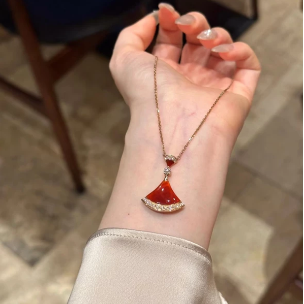 99新 BVLGARI/宝格丽 小花柳 扇边镶钻 项链 中号 项链 玫瑰金 红