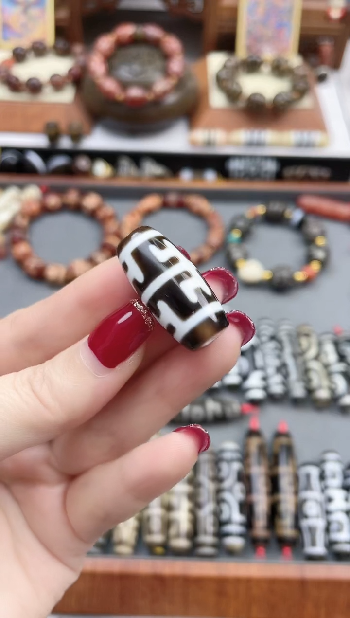 【闪购商品】玛瑙/玉髓珠珠未镶嵌黑白无界