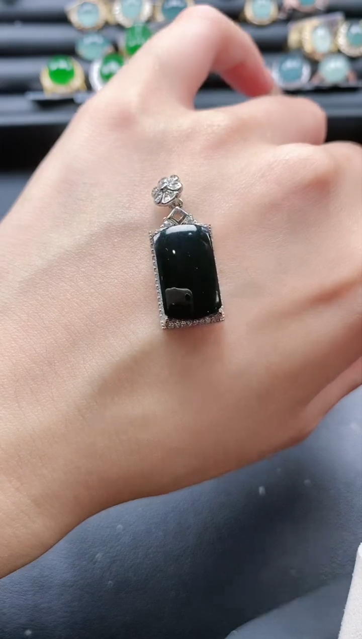 【闪购商品】翡翠戒指银S925镶嵌51151