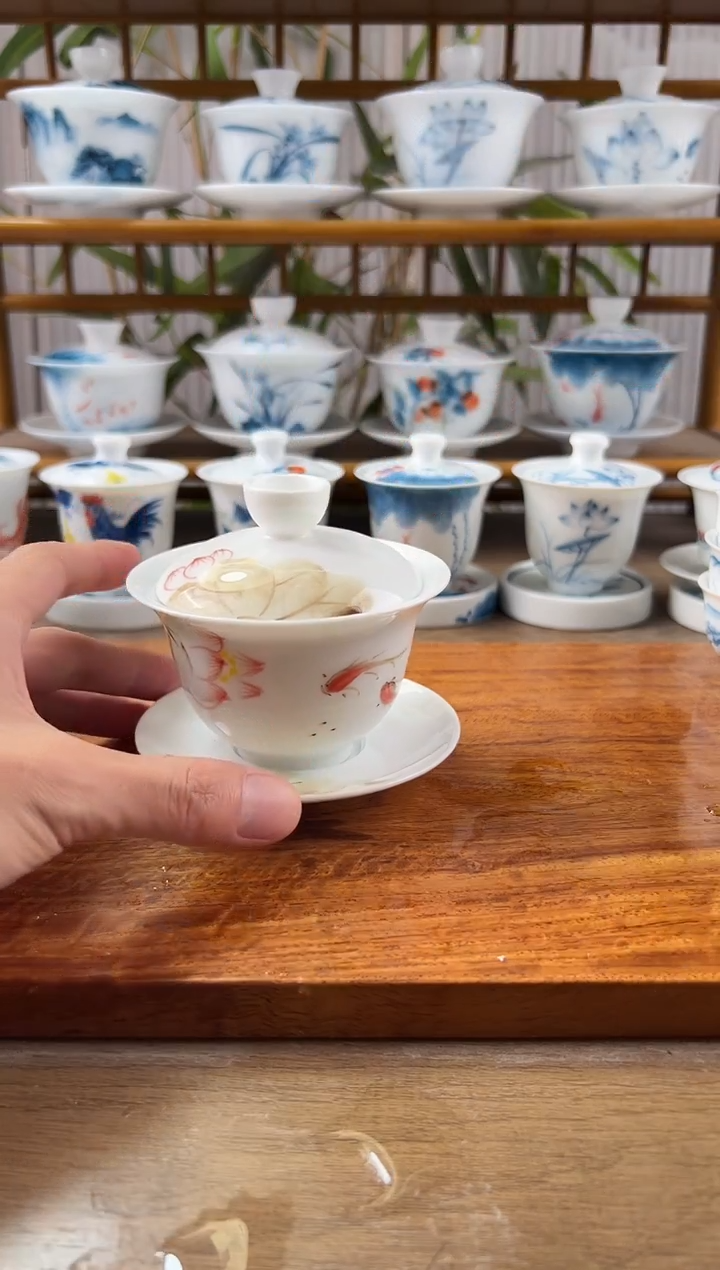 微瑕红鱼荷花150ml三才盖碗