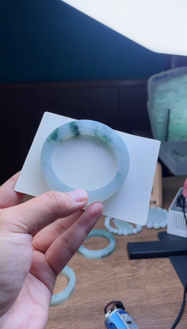 【闪购商品】定制翡翠手镯未镶嵌定制