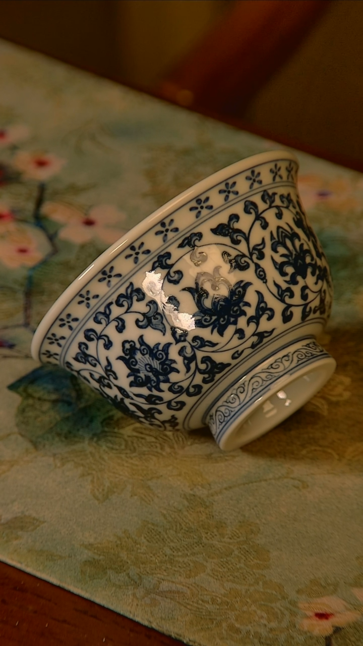 杯手工手绘杯杯很美丽