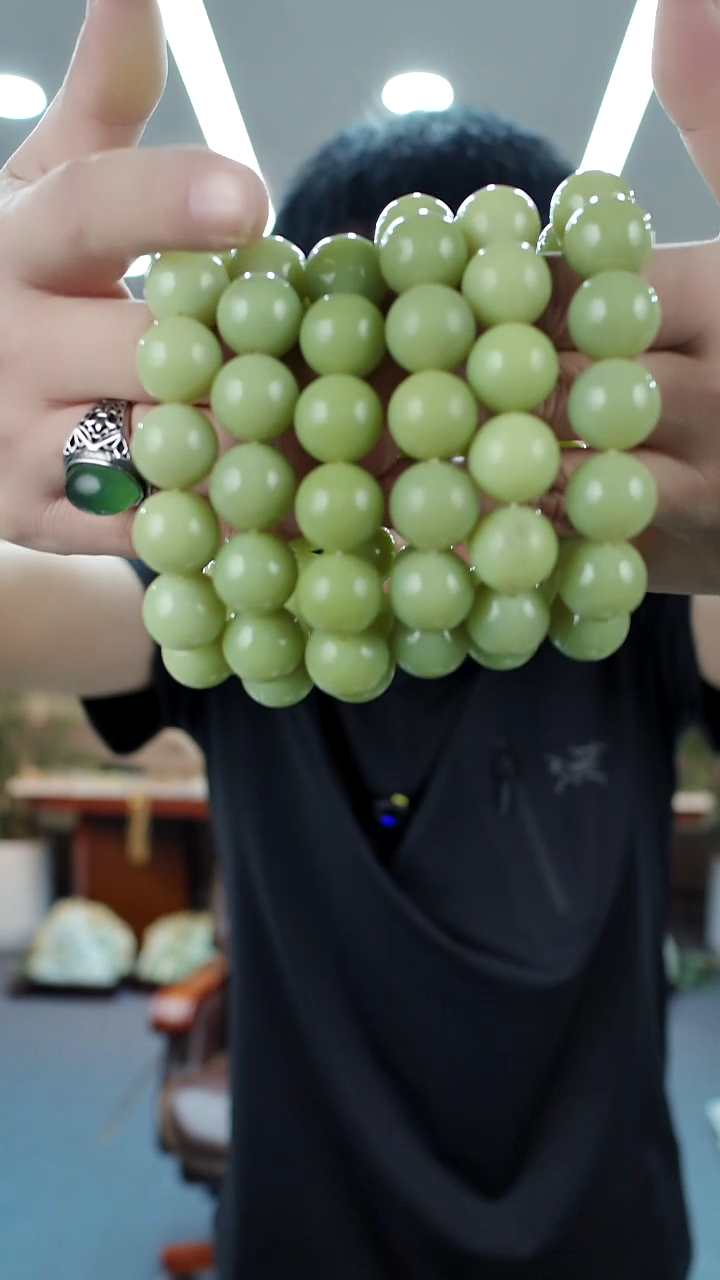 未镶嵌蛇纹石玉手串卡18