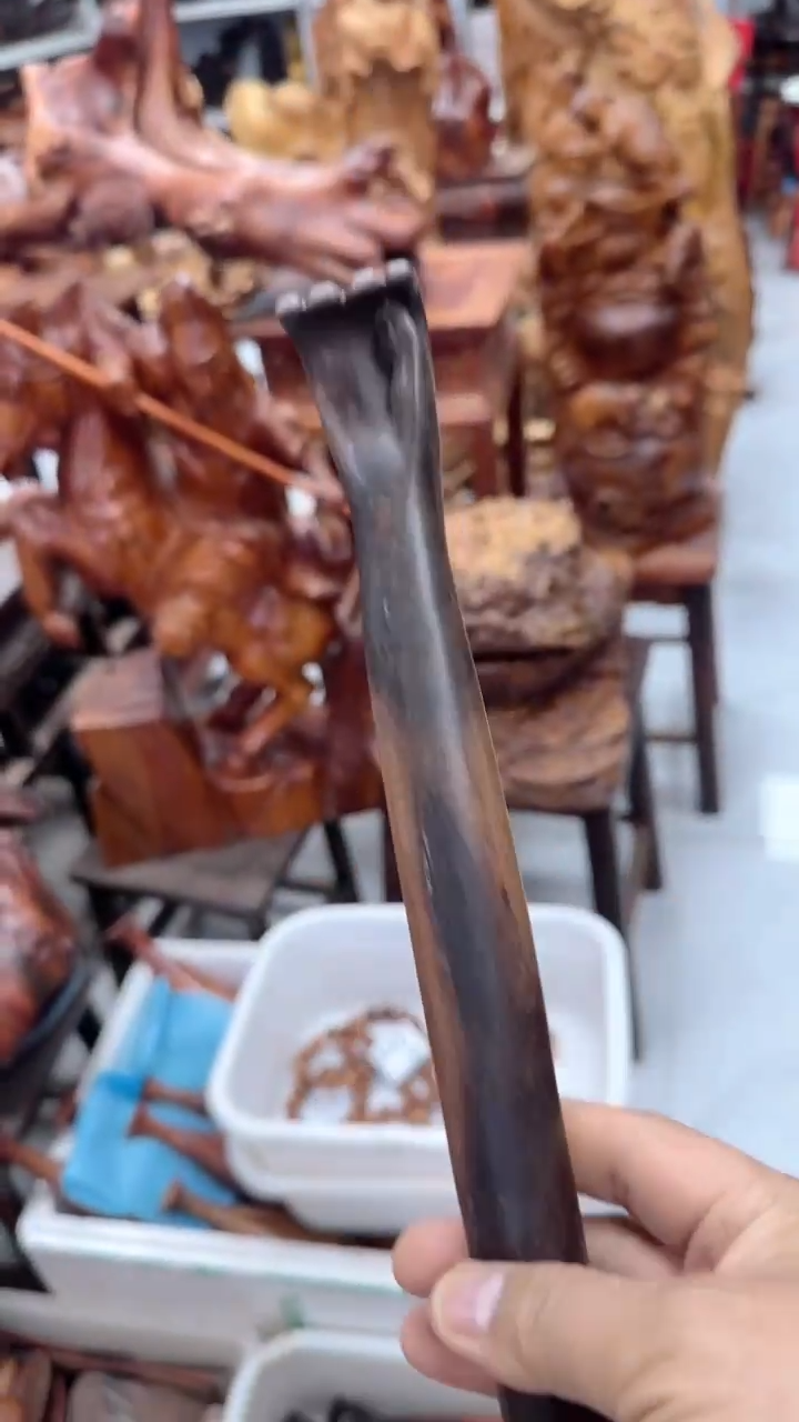 【闪购商品】花梨木类木雕工艺品888888888