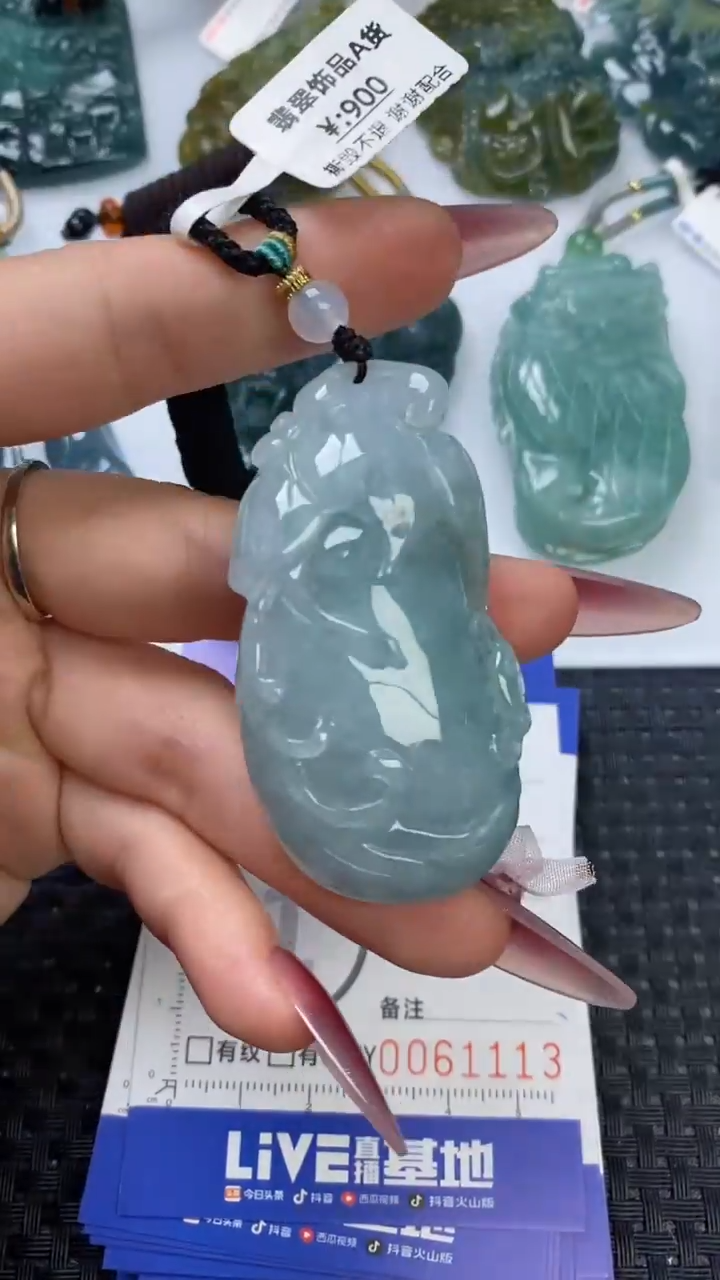 【闪购商品】翡翠颈饰未镶嵌111111111111111111