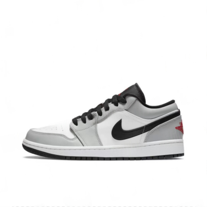 NIKE/耐克 AJ1低帮板鞋 男女同款休闲鞋 经典流行耐磨 防滑