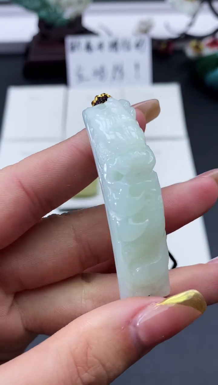 【闪购商品】翡翠吊坠(不含链)未镶嵌天然缅甸翡翠A货