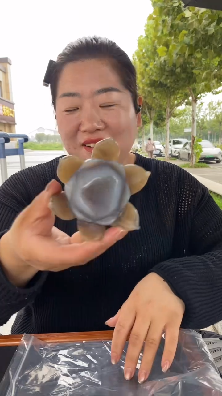 未镶嵌玛瑙摆件玛瑙莲花D749