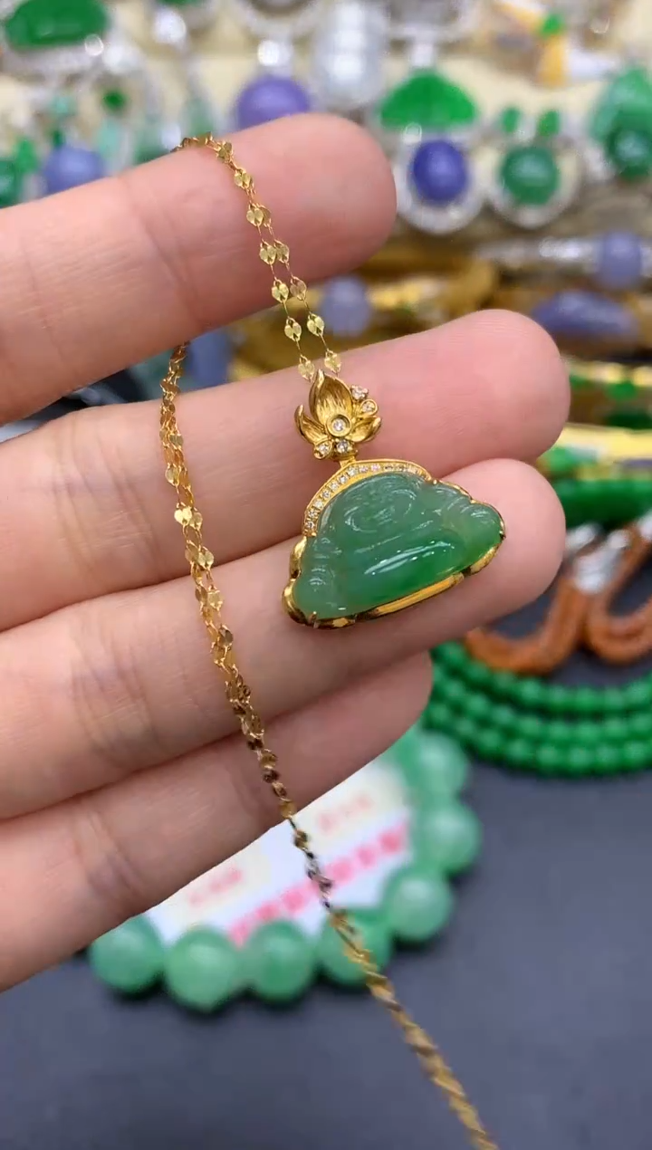 颈饰18K金镶嵌翡翠376-中国好珍宝