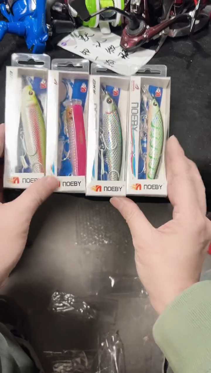 拍11路亚装备路亚轮饵