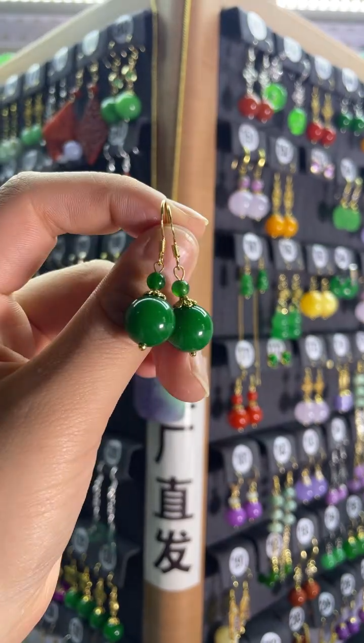 【闪购商品】翡翠耳饰银S925镀金镶嵌572.....