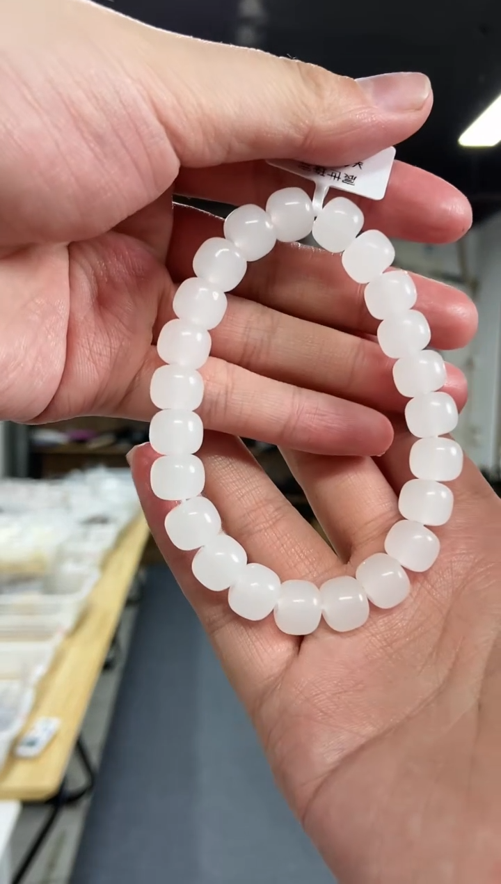 【闪购商品】石英质玉（金丝玉）手串未镶嵌多样性发其一颜色微差