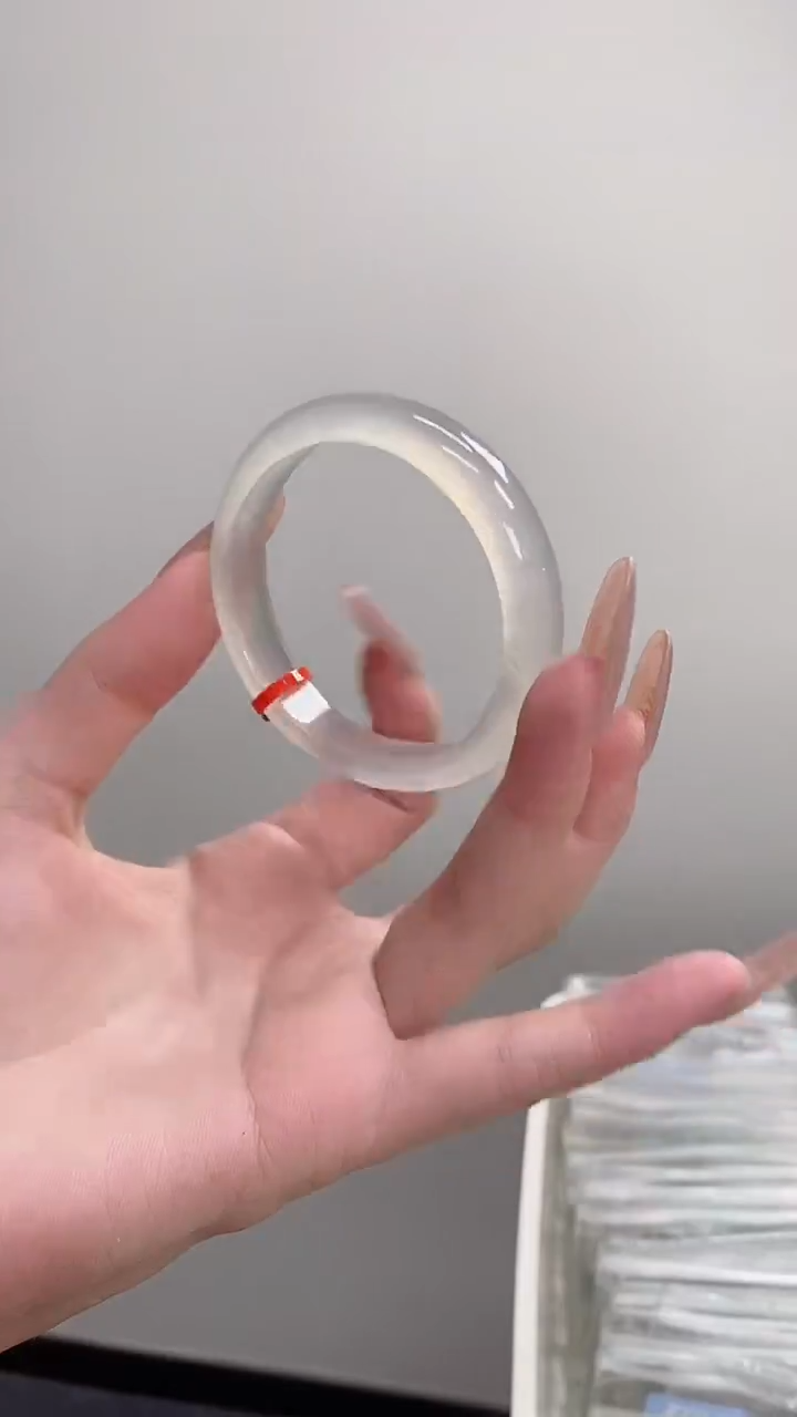 手镯玛瑙/玉髓未镶嵌51-52正圈