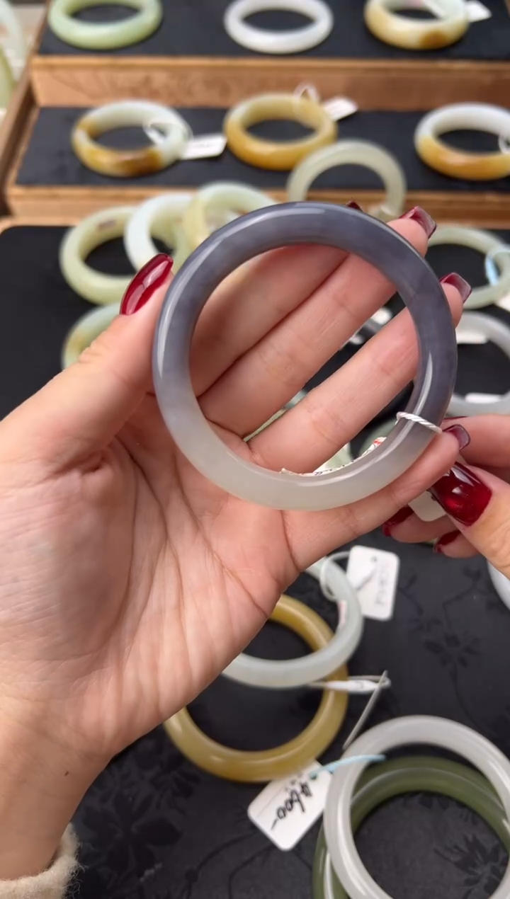 【闪购商品】和田玉手镯未镶嵌紫白