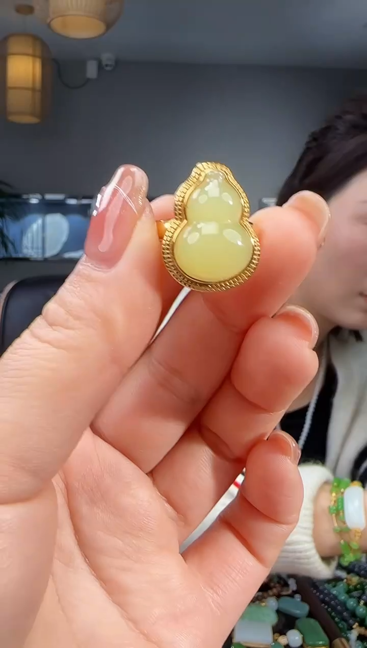 银S925镶嵌戒指和田玉1