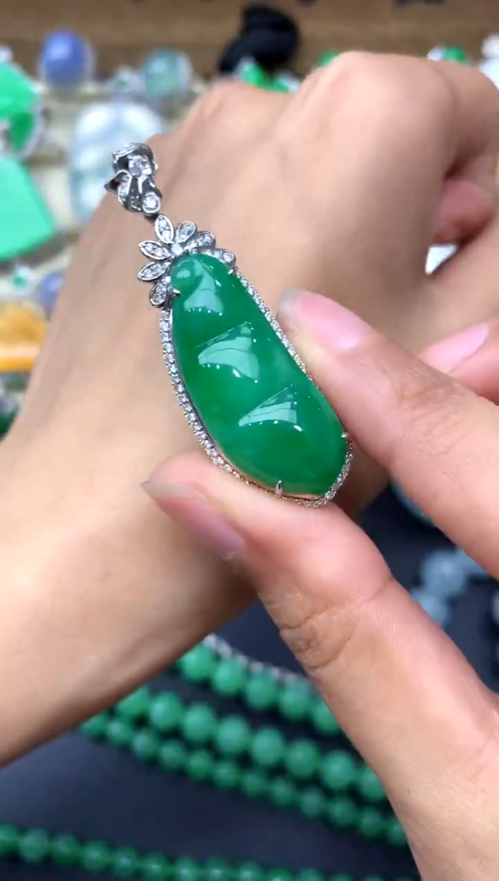 【闪购商品】翡翠颈饰18K金镶嵌553-中国好珍宝