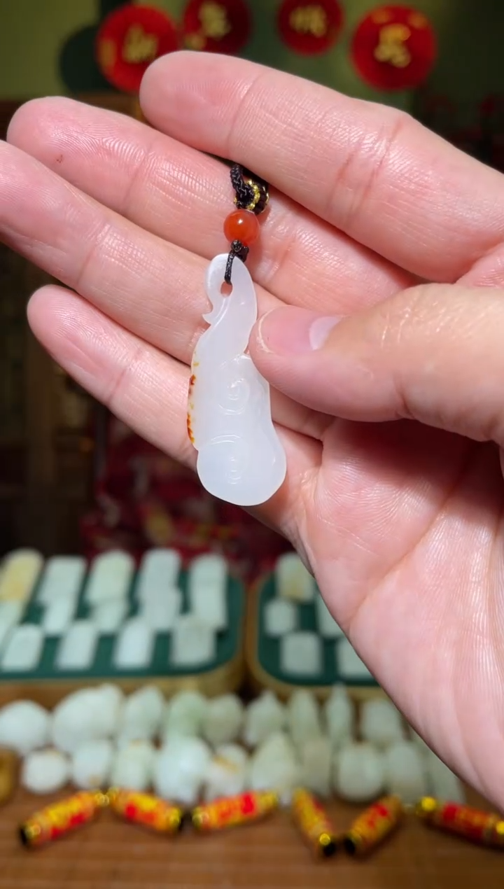 【闪购商品】和田玉吊坠(不含链)未镶嵌如意