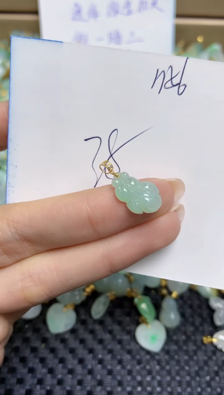 【闪购商品】翡翠颈饰18K金镶嵌天然缅甸A货翡翠