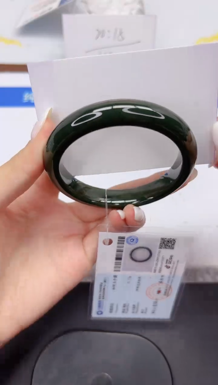 未镶嵌手镯和田玉L12-58.6