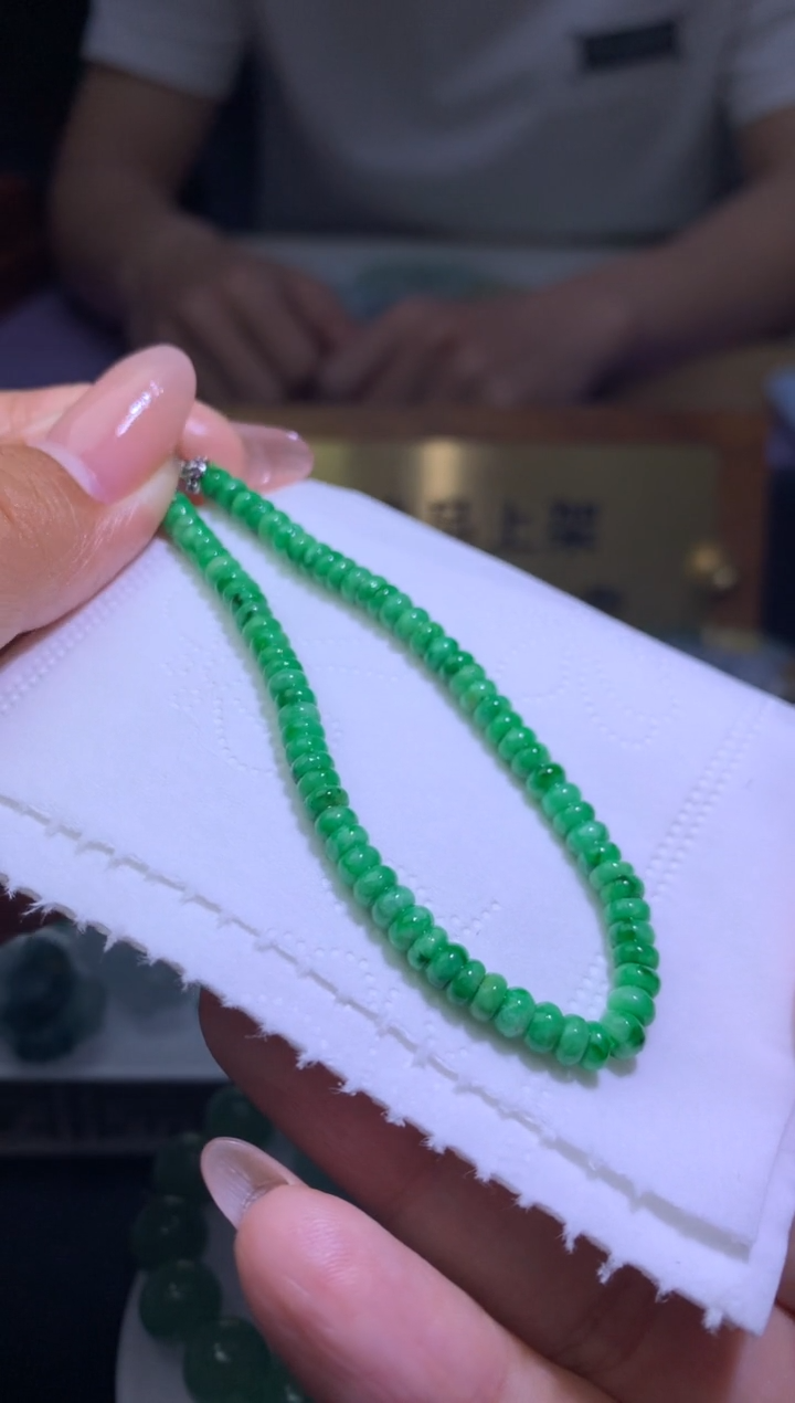 定制翡翠未镶嵌毛货