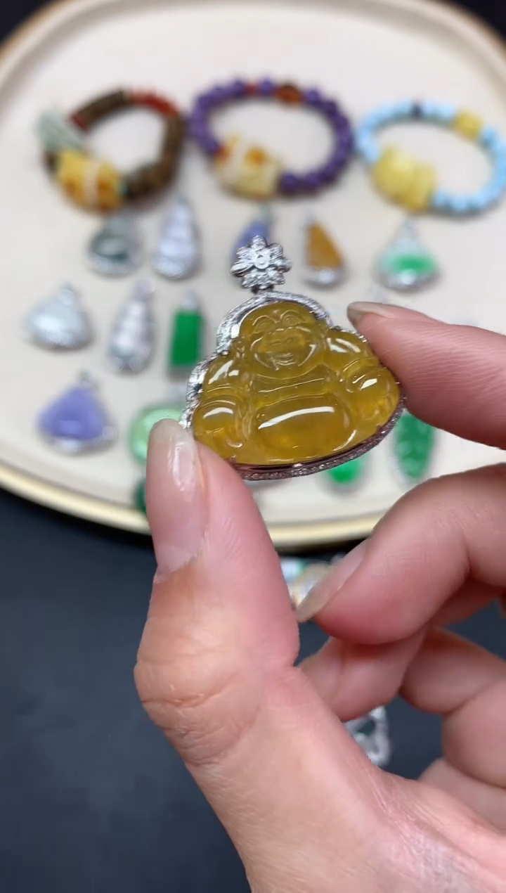 【闪购商品】翡翠吊坠(不含链)18K金镶嵌吊坠A100|9800