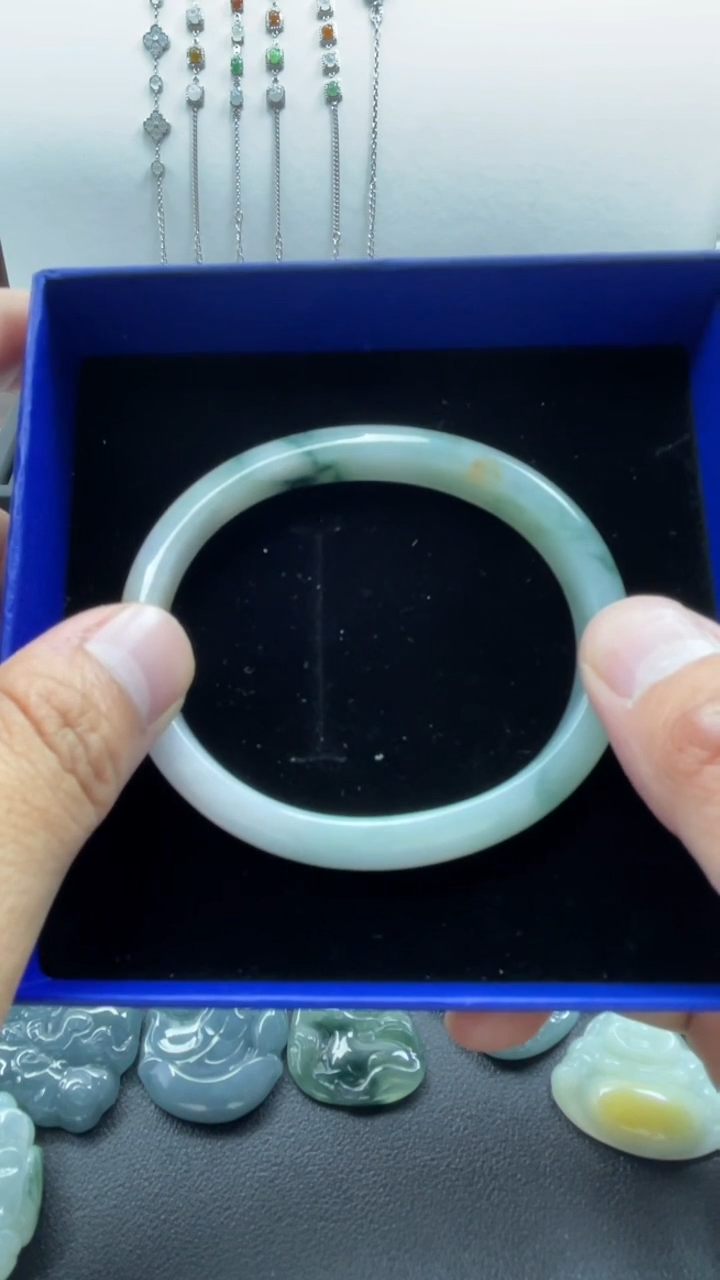 吊坠(不含链)未镶嵌翡翠闲**致天然A货翡翠