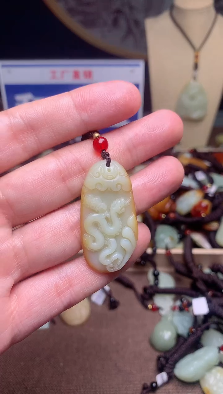 【闪购商品】和田玉未镶嵌颈饰1