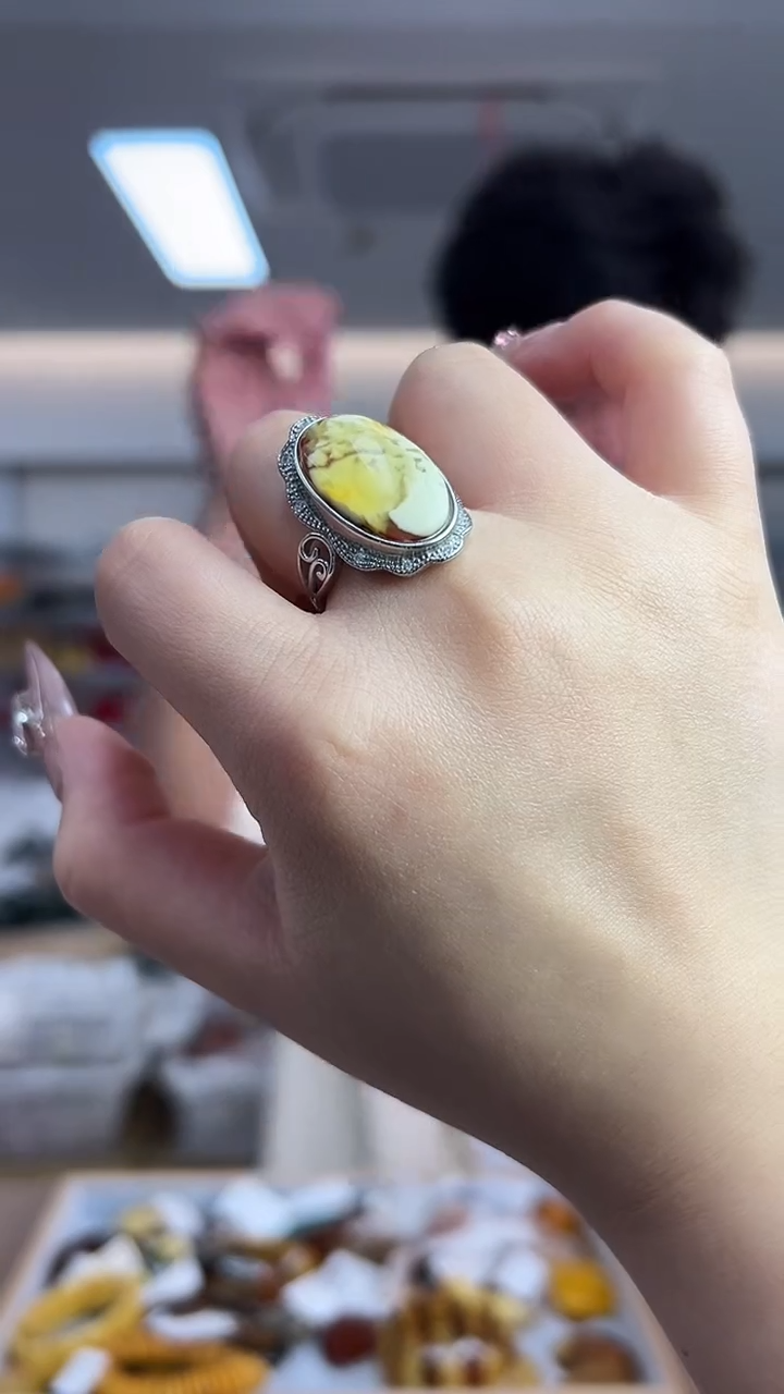 【闪购商品】琥珀戒指银S925镶嵌蜜蜡