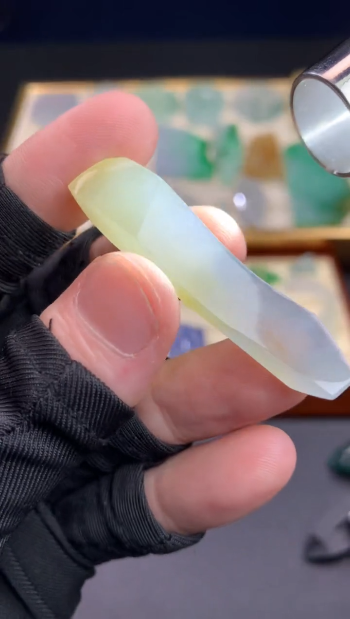 【闪购商品】定制翡翠未镶嵌