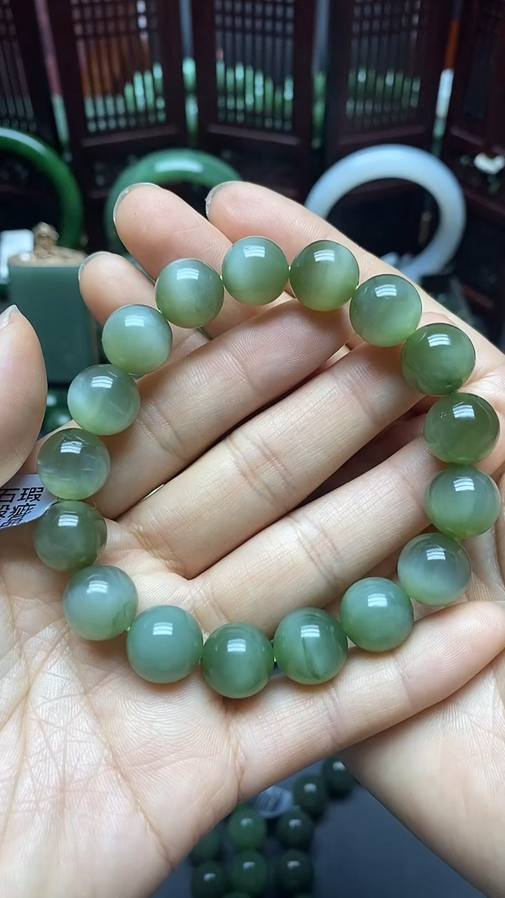 【闪购商品】和田玉手串未镶嵌微瑕