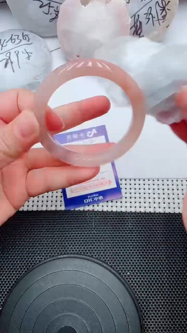 未镶嵌手镯石英质玉142-53-54