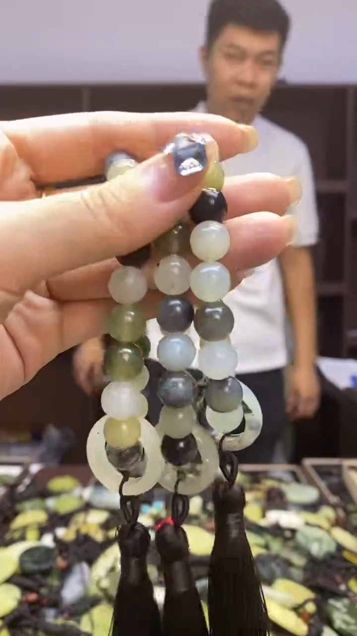 未镶嵌岫玉挂件多种品发其一