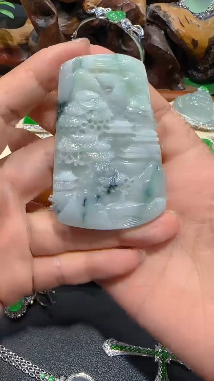 【闪购商品】翡翠吊坠(不含链)未镶嵌吊坠