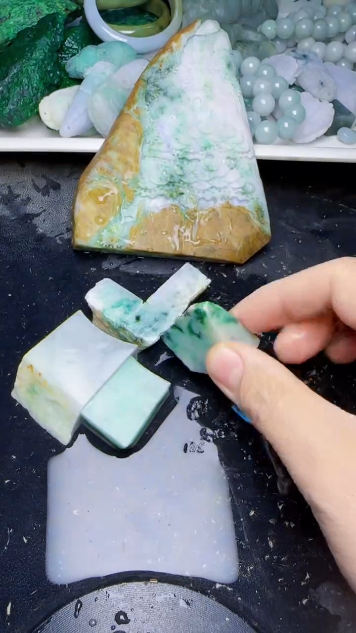 未镶嵌挂件翡翠020