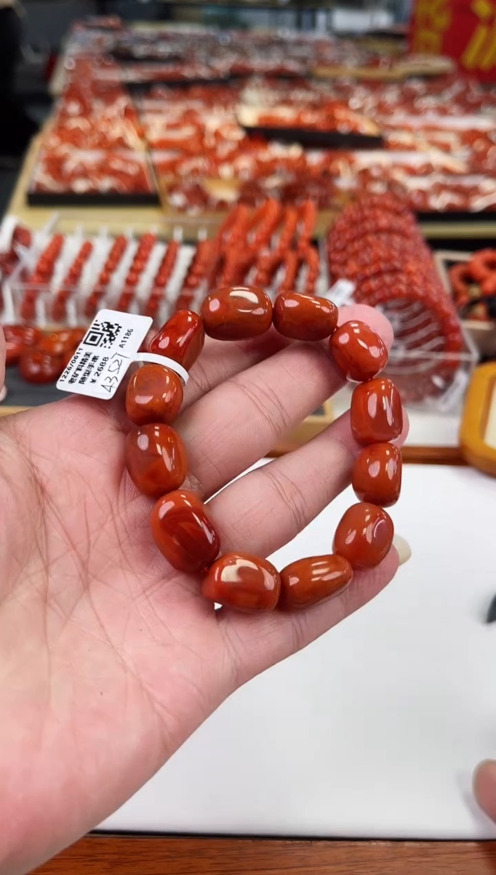 【闪购商品】南红玛瑙瓦西随型手串未镶嵌一个/条