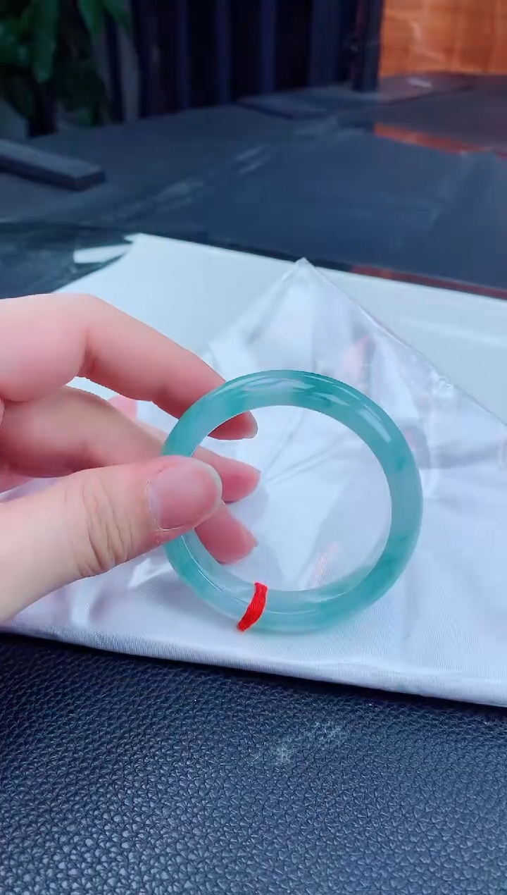 翡翠未镶嵌手镯缅甸天然翡翠A货手镯