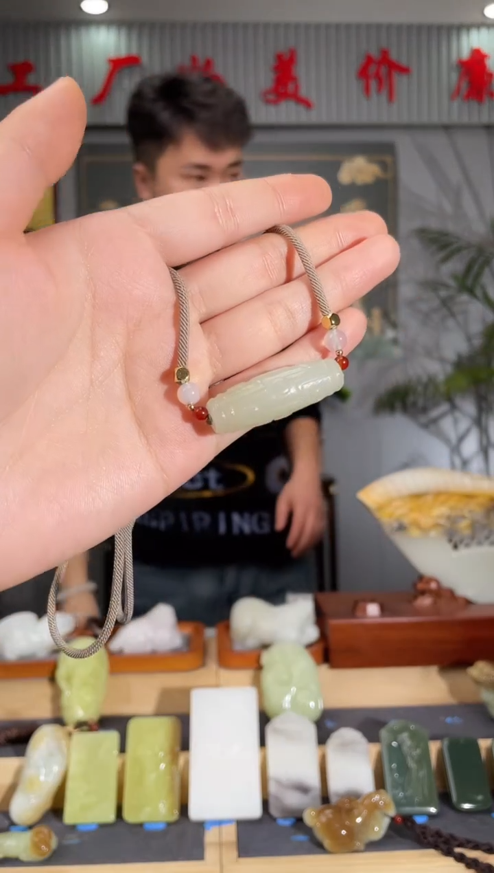 【闪购商品】和田玉颈饰未镶嵌拍一发一 多样性发货