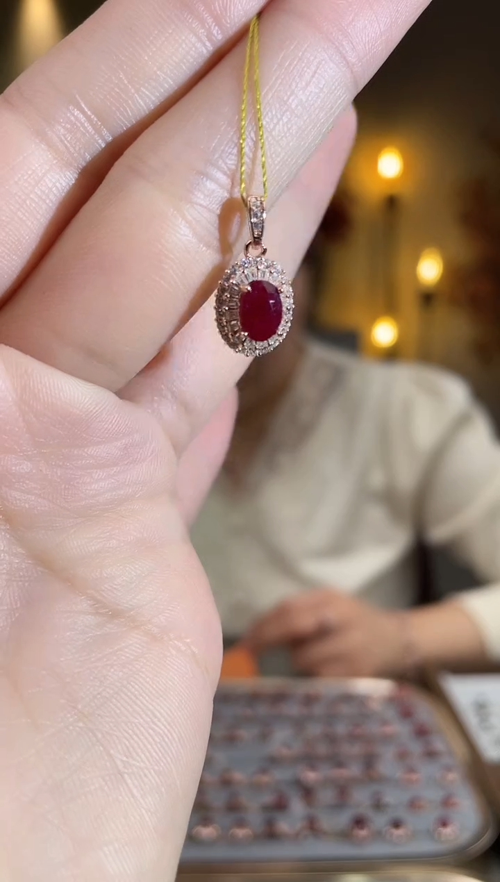 银S925镶嵌颈饰红宝石颈饰