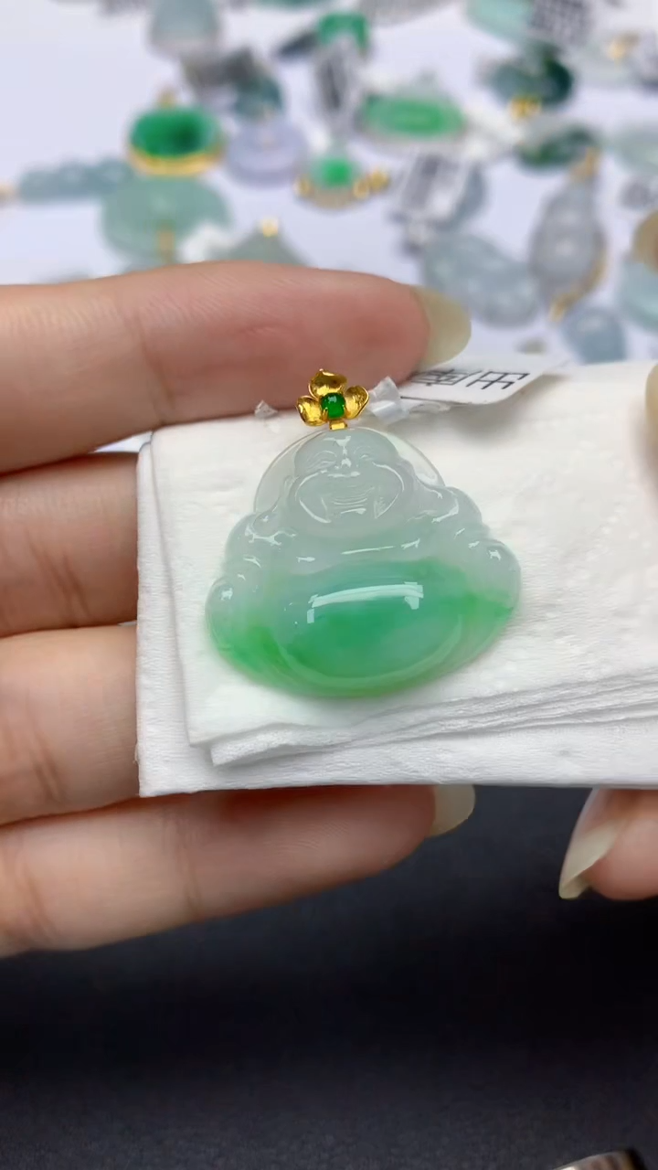 颈饰18K金镶嵌翡翠天然缅甸a货翡翠百元以上9元证书费自理