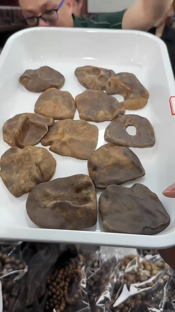 沉香手把件20号海南包头20g+多样性发一