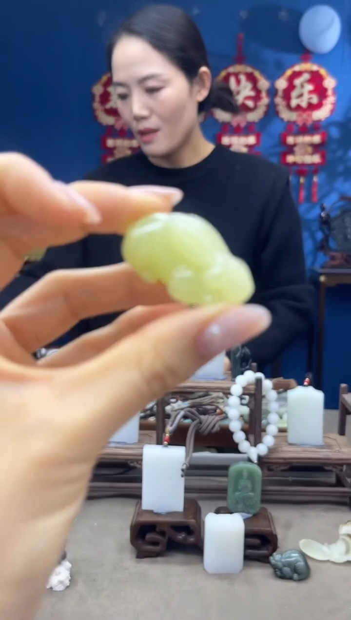 【闪购商品】和田玉颈饰未镶嵌1