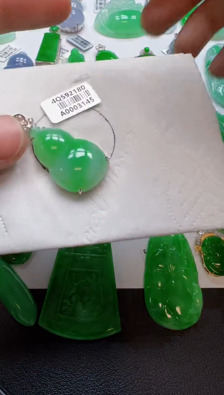 【闪购商品】定制翡翠18K金镶嵌5800元