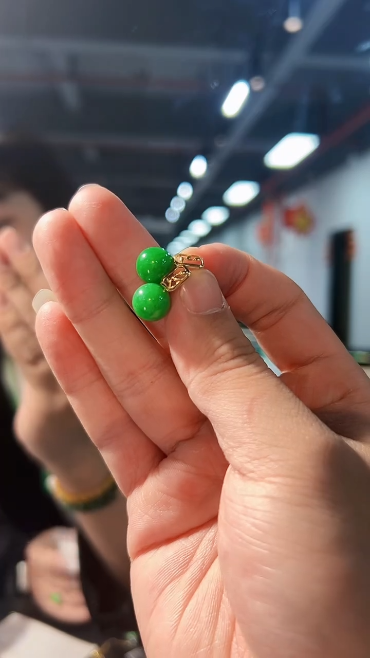 【闪购商品】翡翠耳饰18K金镶嵌缅料A货/支持复检/一对