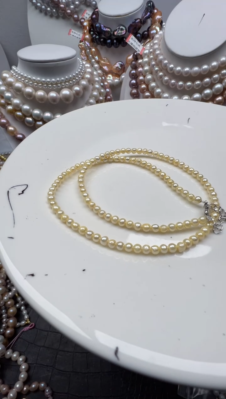 【闪购商品】淡水珍珠颈饰未镶嵌1