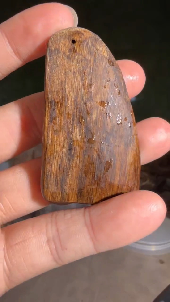 沉香吊坠多样性发一