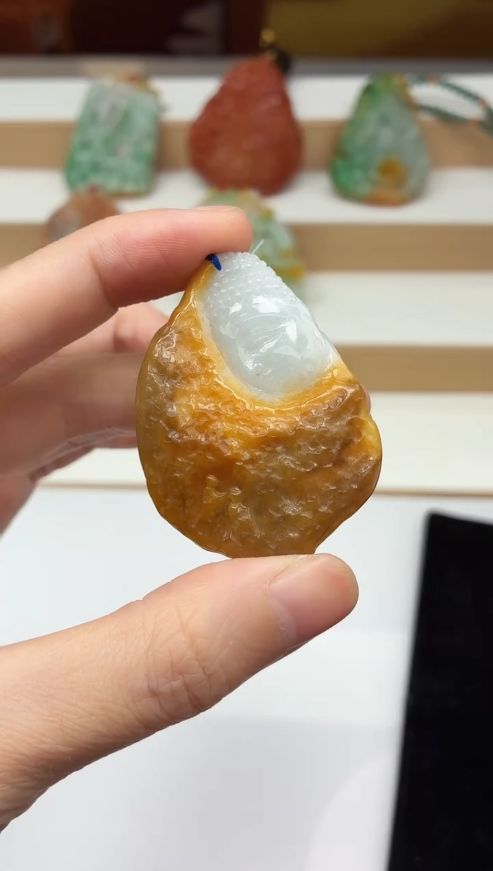 颈饰未镶嵌翡翠牌子