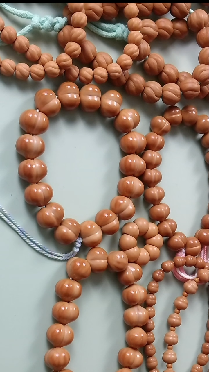 手串猴头核桃17.8大柯基屁桃