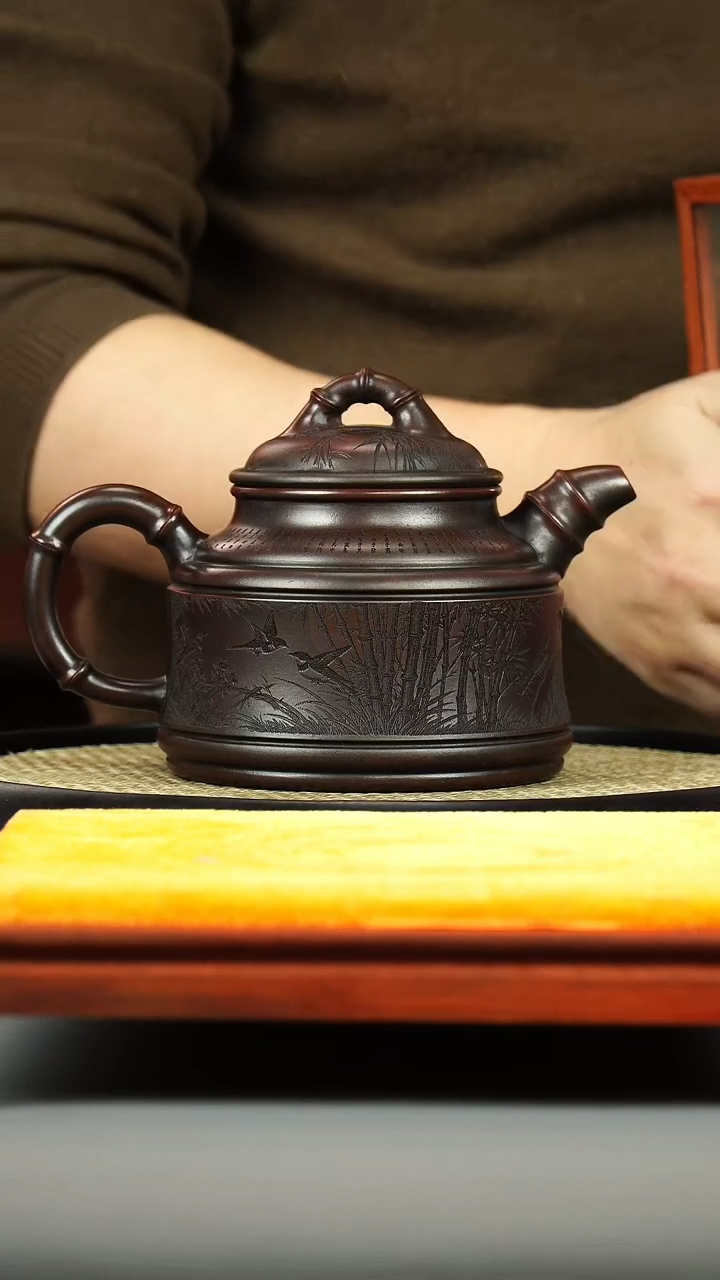 茶壶紫砂古乌泥 竹鼎 刻绘 熊猫