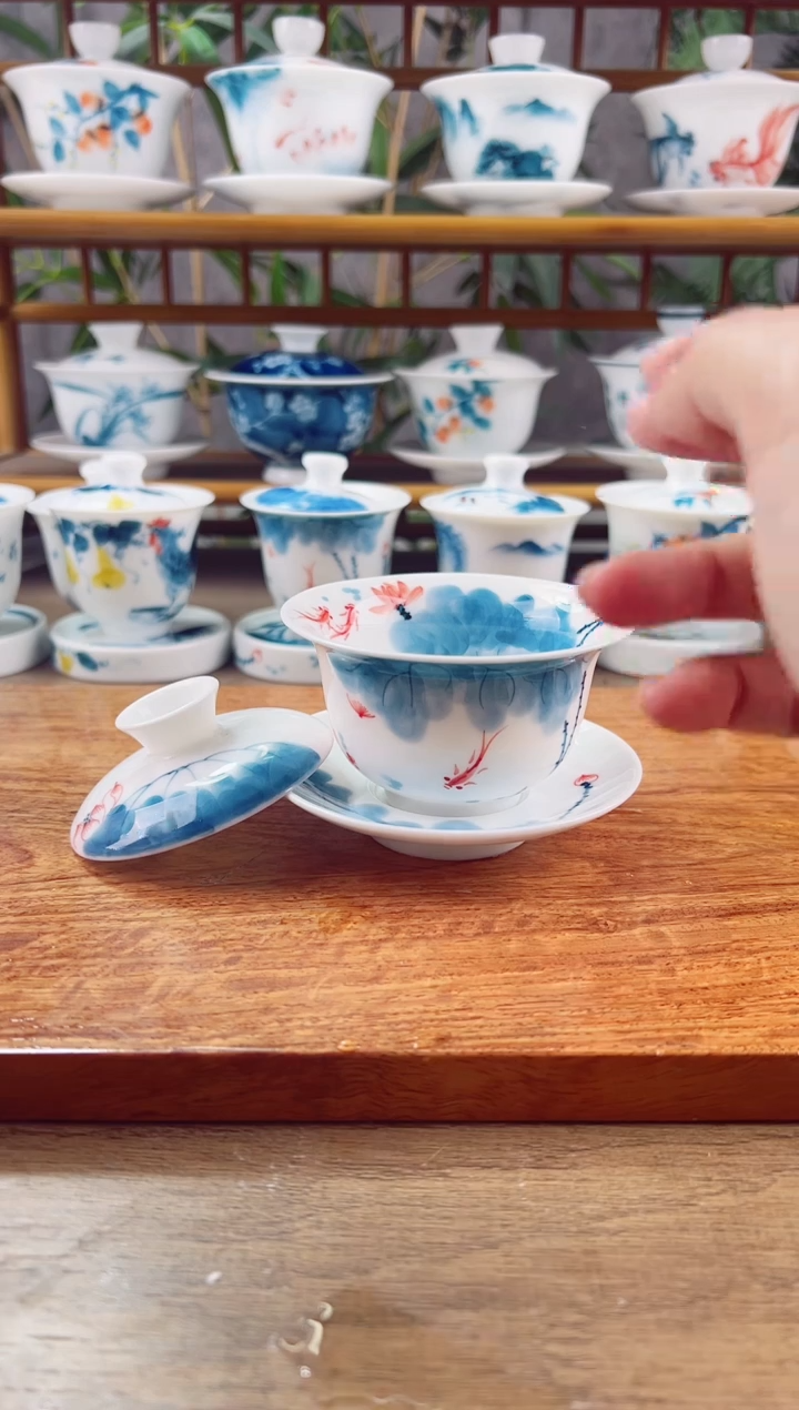 【闪购商品】微瑕线条莲130ml三才內绘盖碗